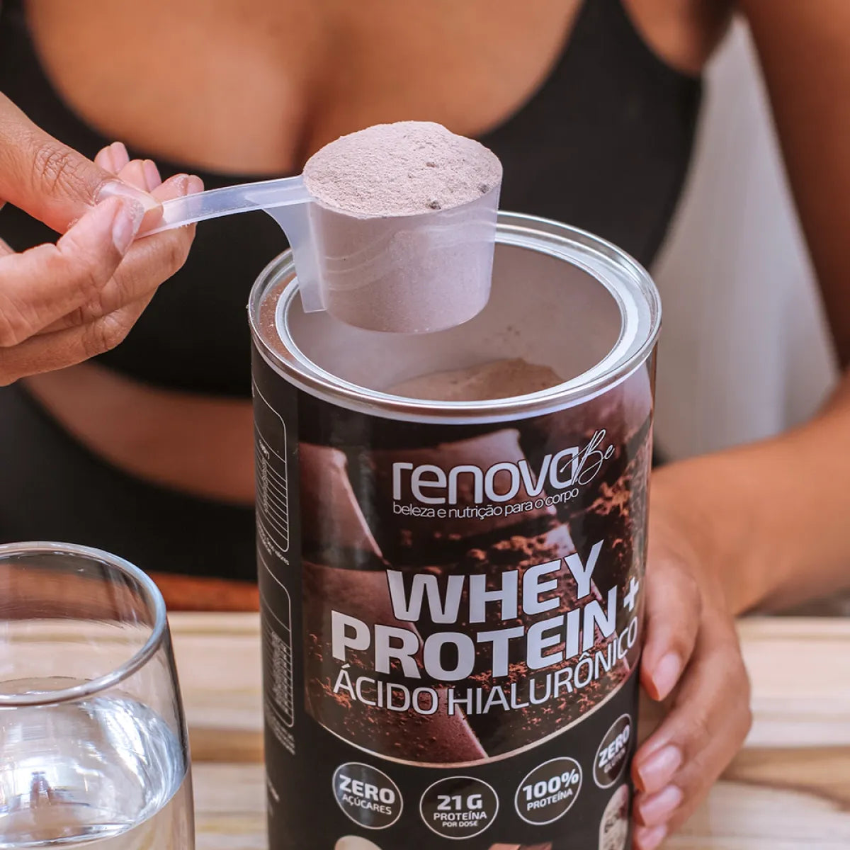 Whey Protein com Ácido Hialurônico + Hidratante Labial